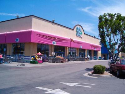 03-99-cent-store