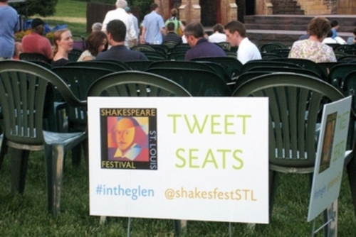 11-tweet-seats