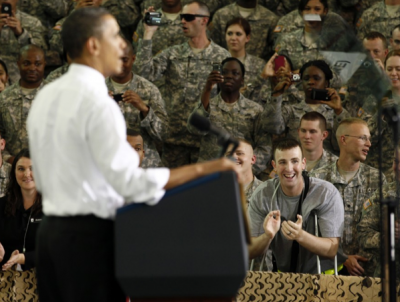 06-obama-and-troops
