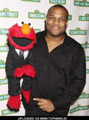 06-kevin-clash-and-elmo