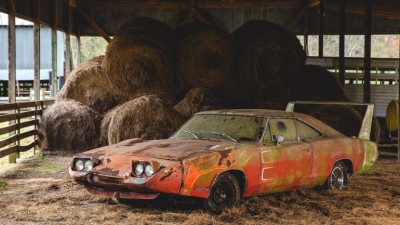 For car collectors, it's equivalent to finding a Picasso in the attic or a letter from Abraham Lincoln in their grandfather's papers. A rare vintage car has been sitting in a barn for decades.